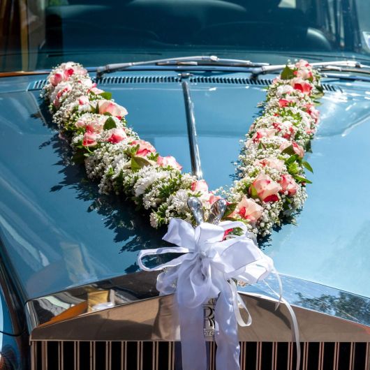 Hochzeitsdekoration Auto Blumen Brandl